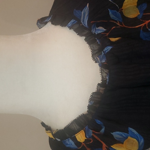 Ann Taylor Blouse - Picture 3 of 12